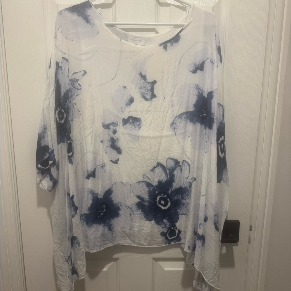 Chic Women's Blue Floral Blouse